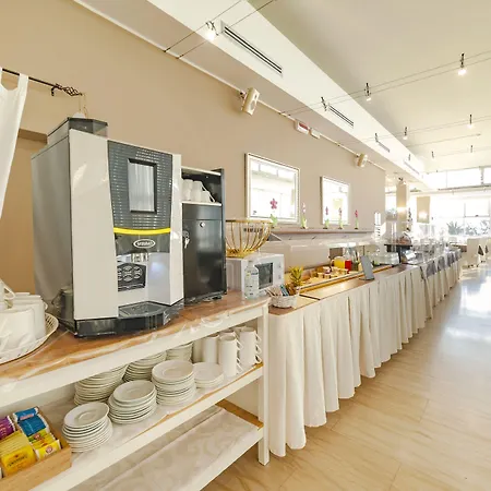 Kursaal 3* ريميني